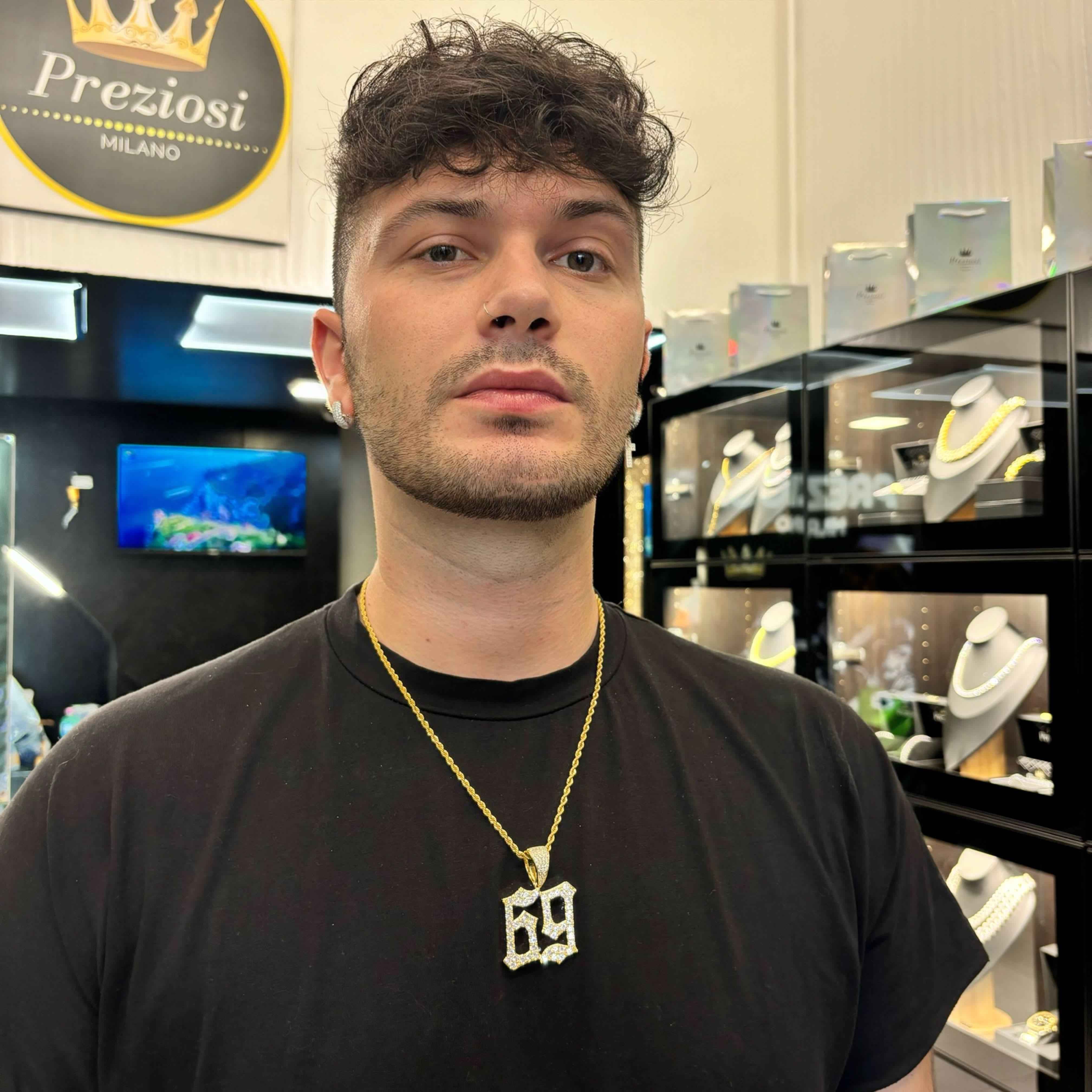 Ciondolo 69 Oro - Preziosi Milano