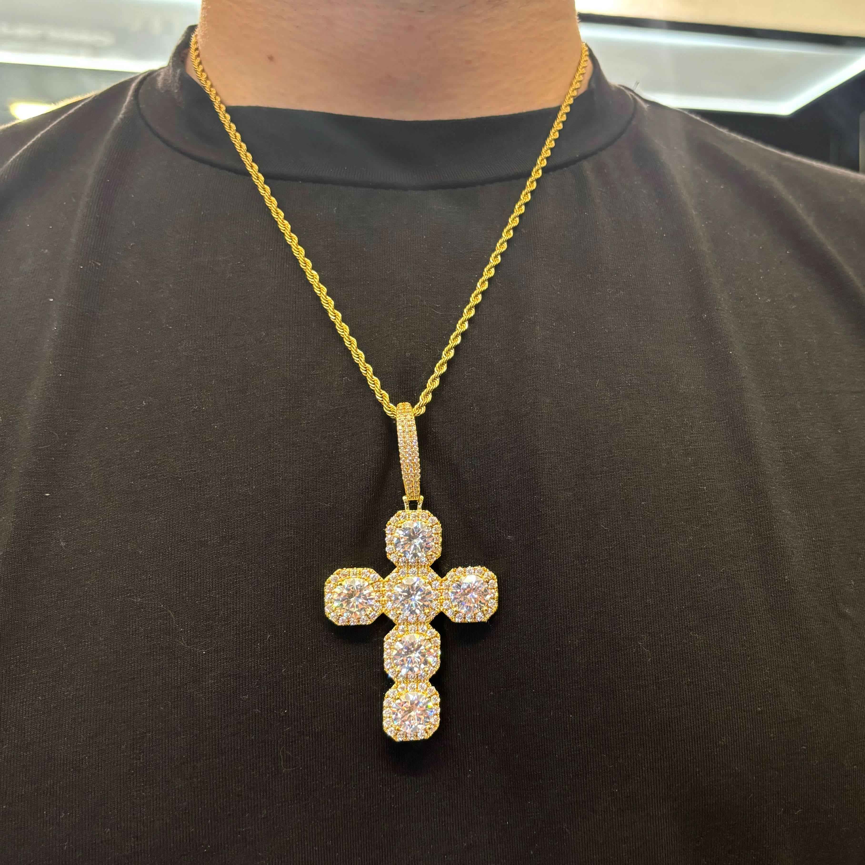 Ciondolo Croce style Oro - Preziosi Milano