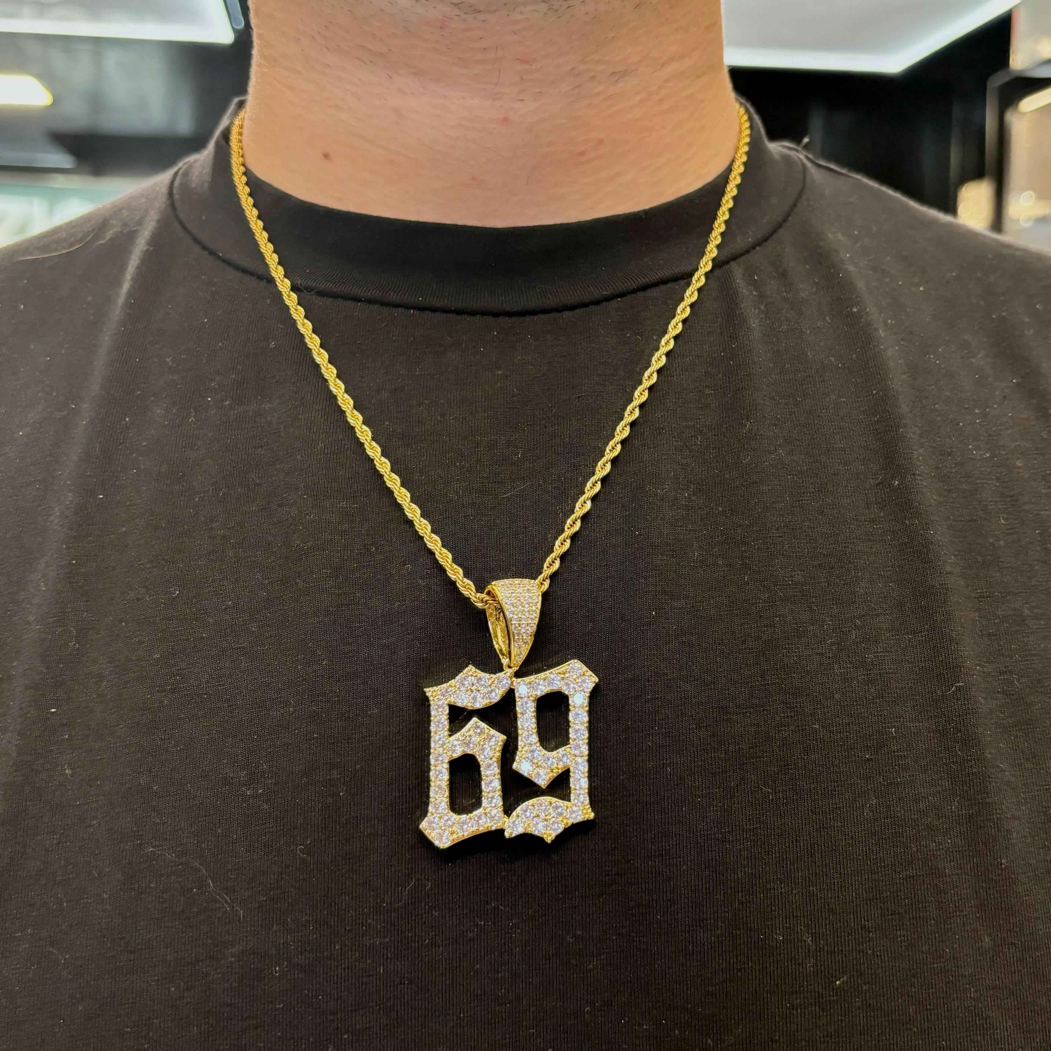 Ciondolo 69 Oro - Preziosi Milano