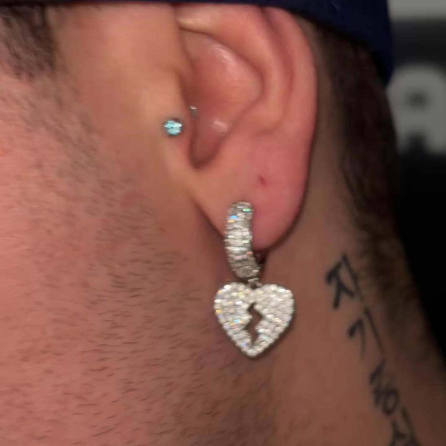 Pendientes de corazón roto roto de lujo