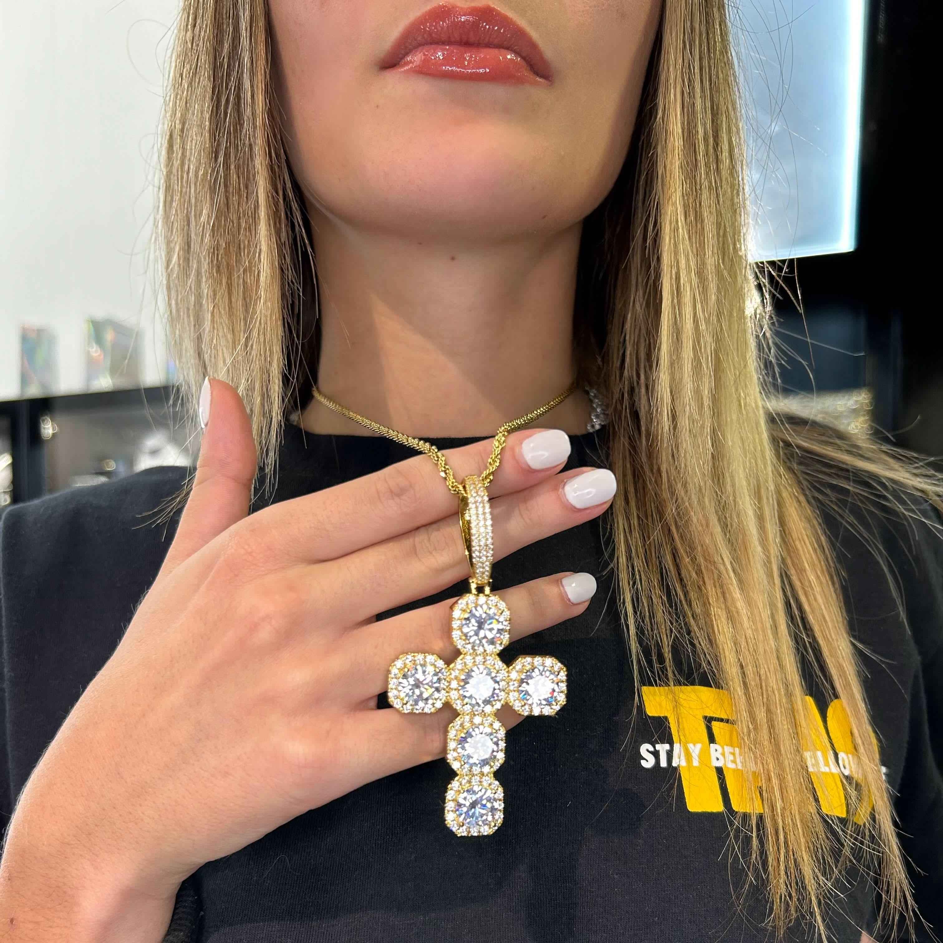 Ciondolo Croce style Oro - Preziosi Milano 