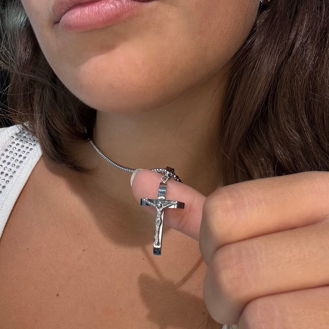 Collana Croce Gesú Argento