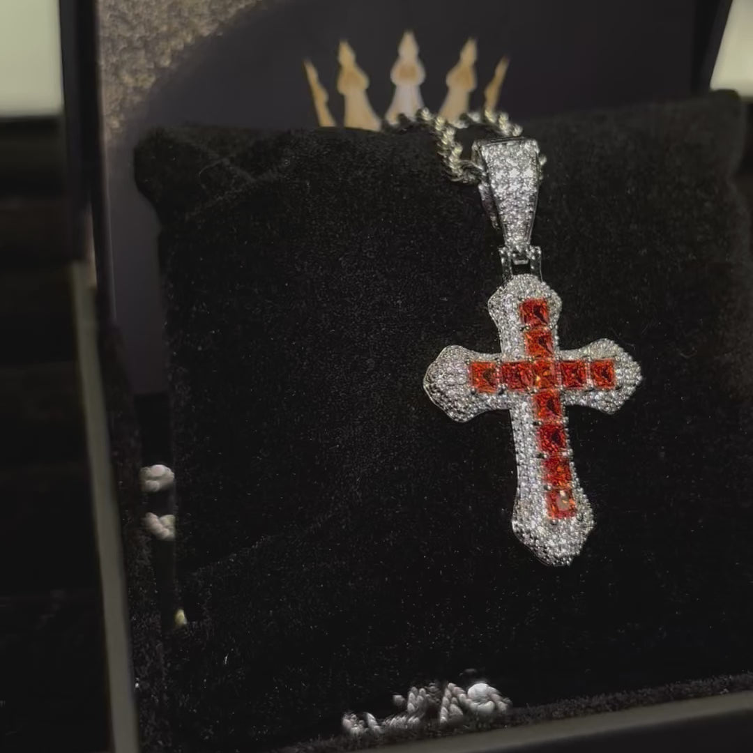 Pendentif Croix Rouge Feu